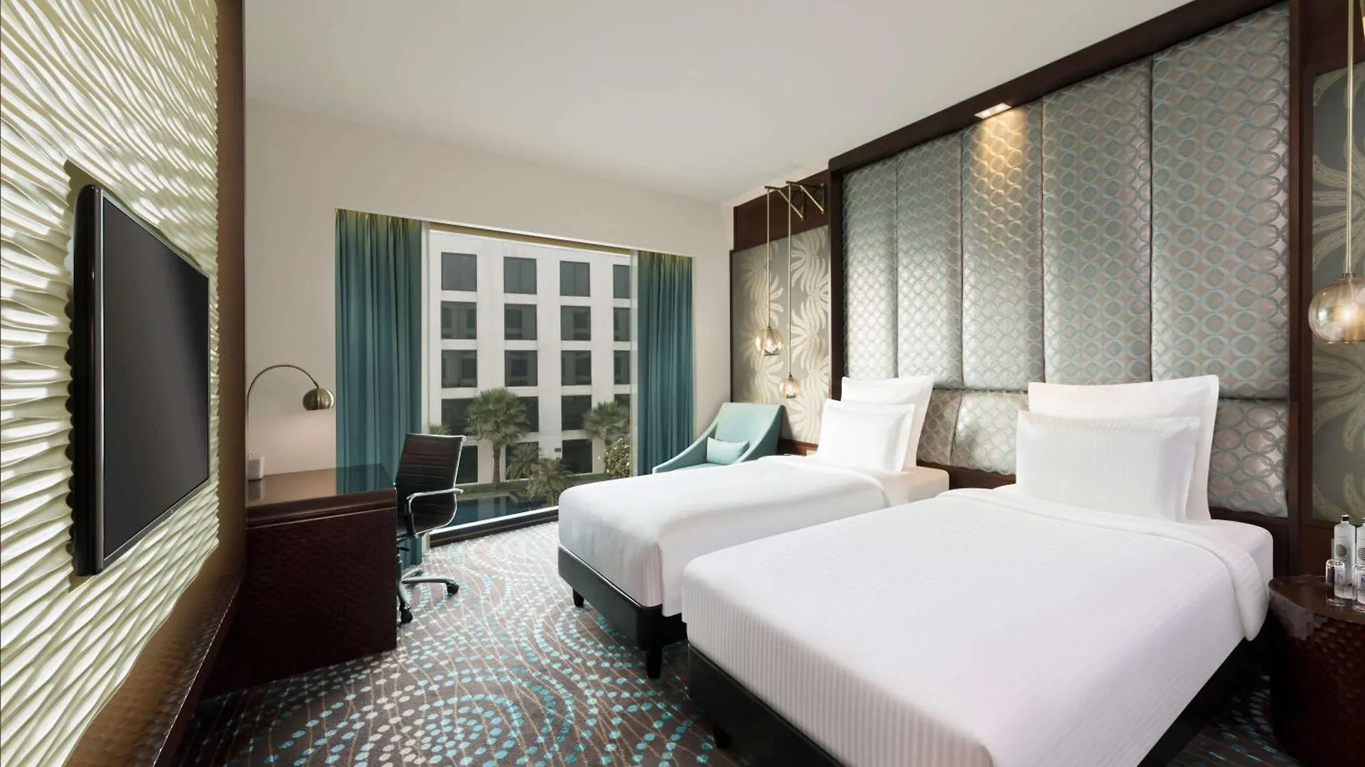 Pullman New Delhi Aerocity 5*,  India