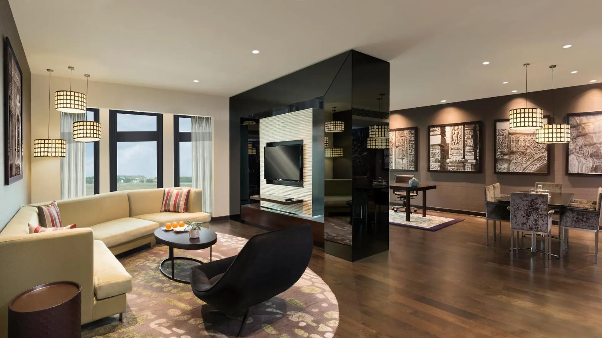 Pullman New Delhi Aerocity
