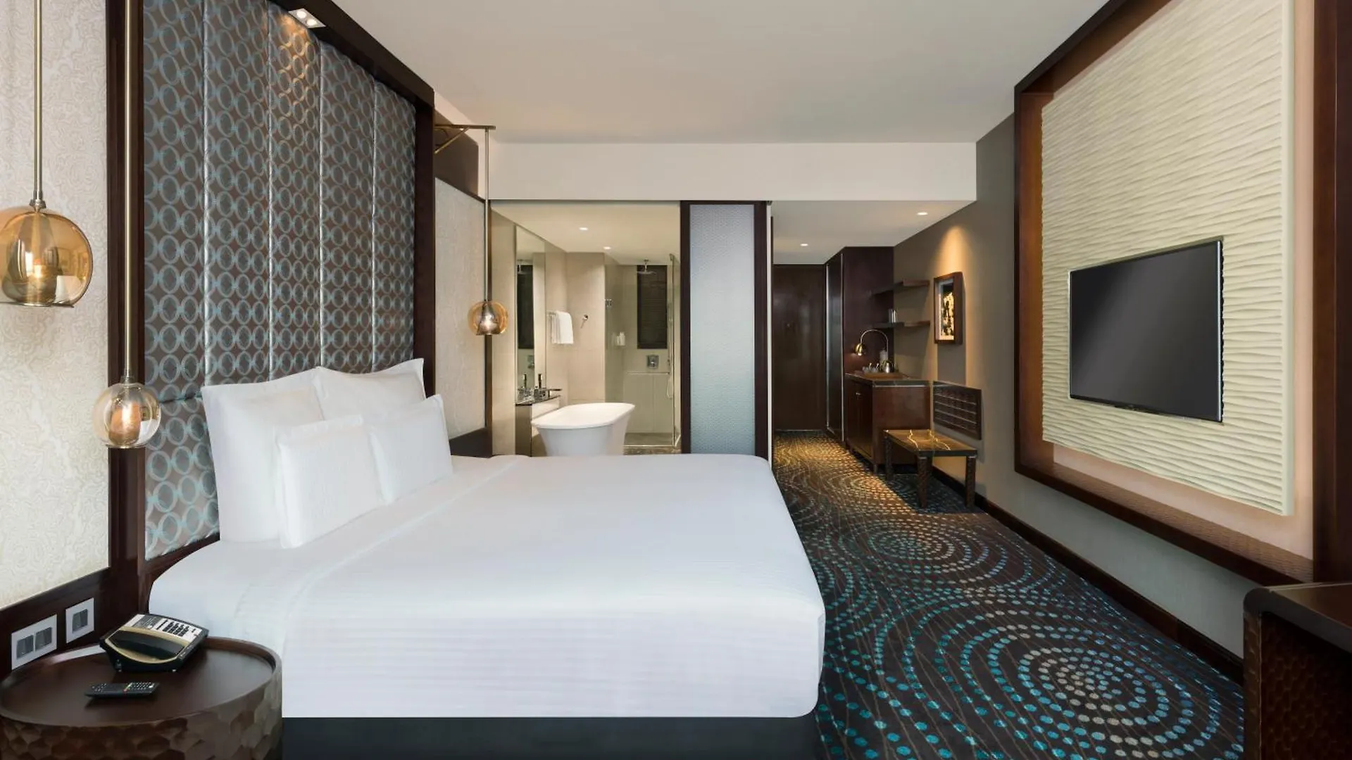 Pullman New Delhi Aerocity