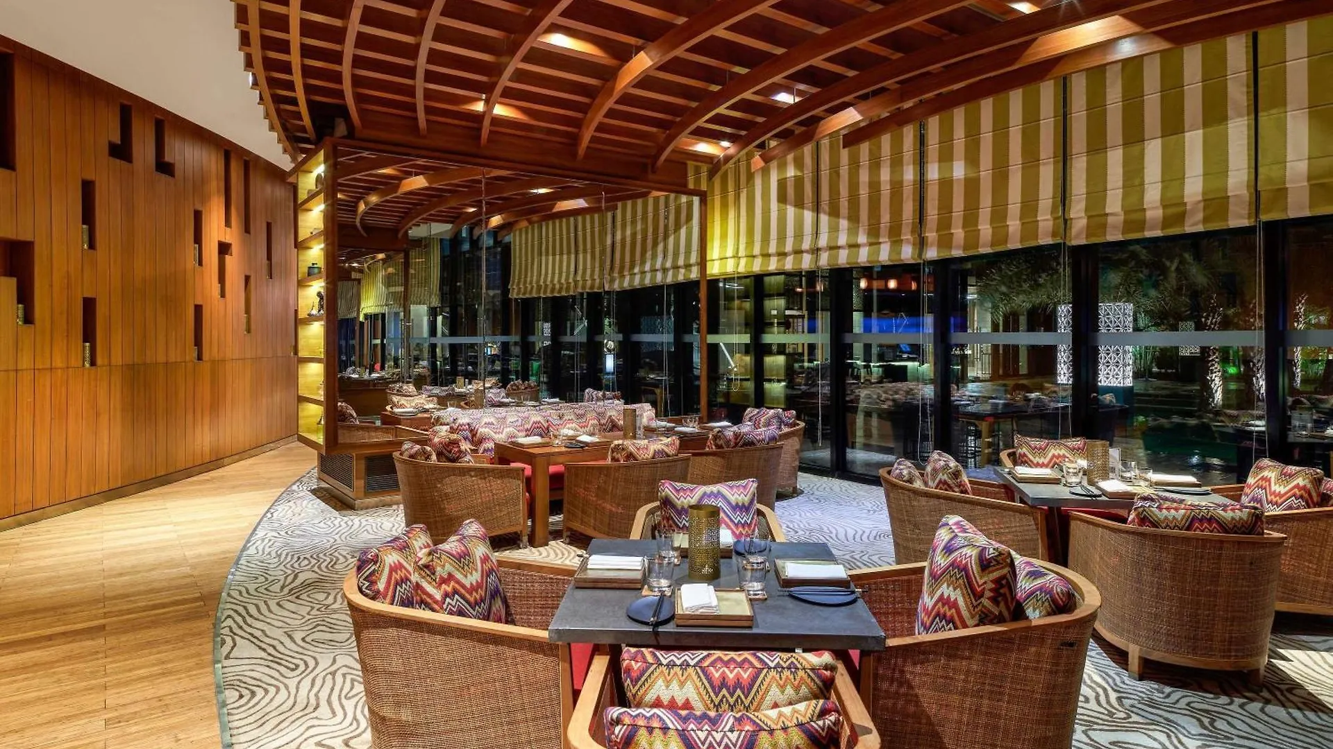 Pullman New Delhi Aerocity