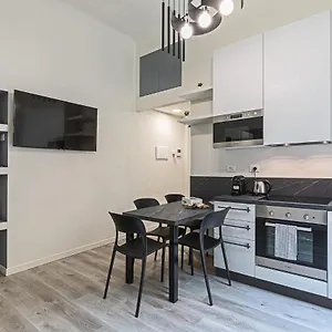 La Boutique Milano: In Porta Romana Apartment